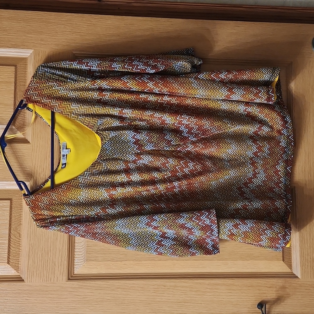 Jennifer Lopez blouse